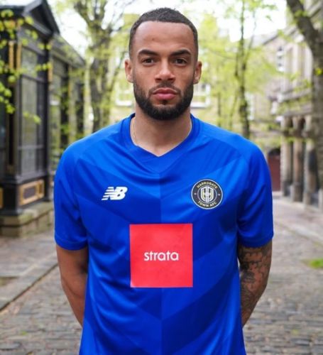 Harrogate Town 2022-23 Away Kit