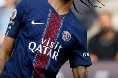 Paris Saint-Germain 2025-26 Home V4 Kit