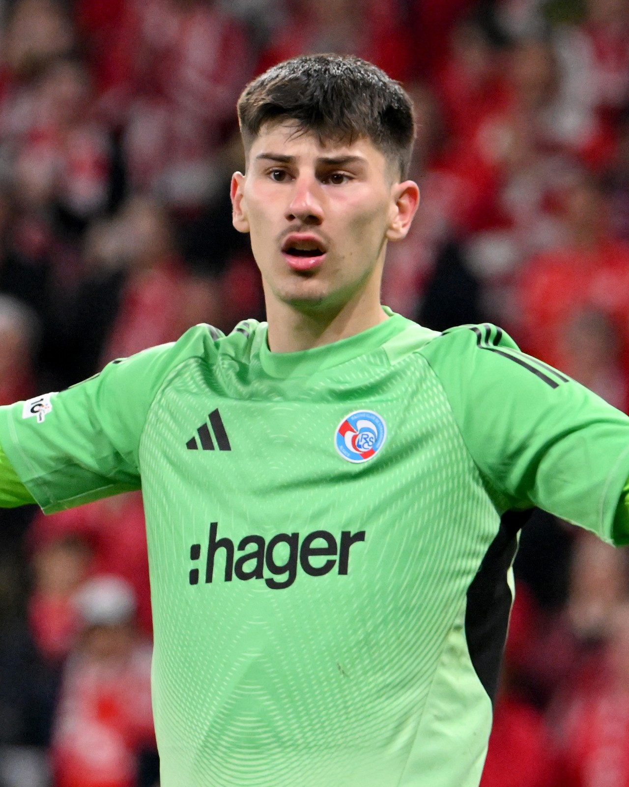 Strasbourg 2025-26 Conference League GK Kit