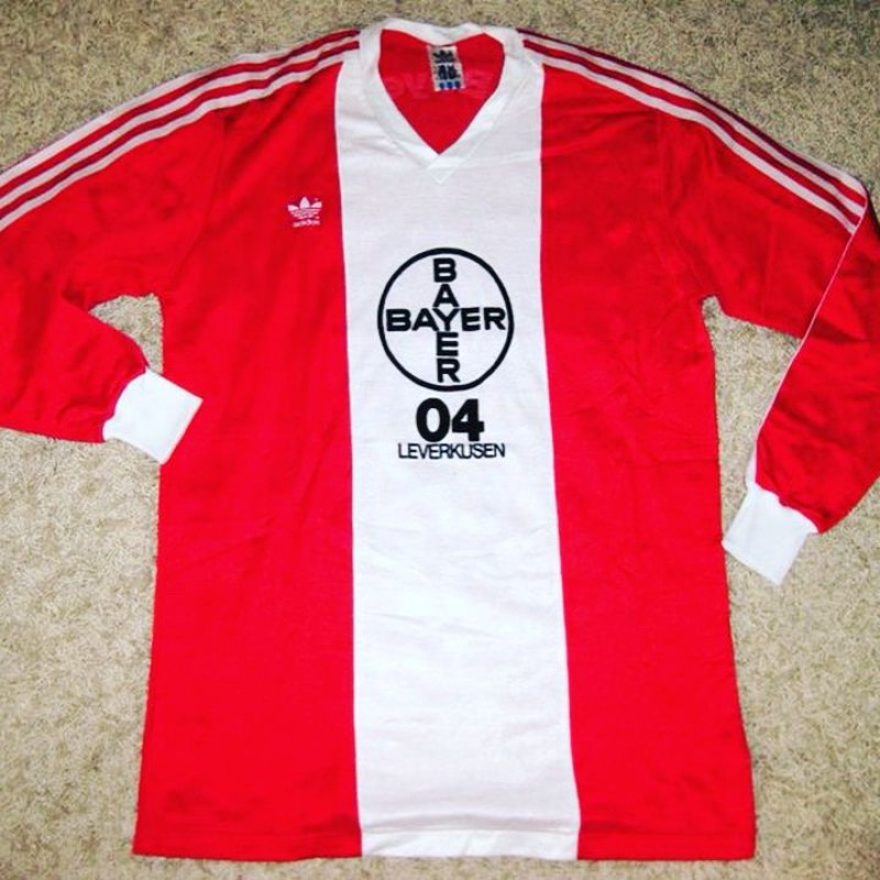 Bayer 04 Leverkusen 1984-85 Away Kit