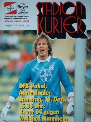 Bayer 04 Leverkusen 1987-88 GK 2 Kit
