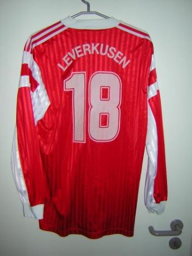 Bayer 04 Leverkusen 1990-91 Away 2 Kit