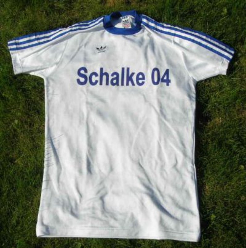 Schalke 04 1976-77 Away Kit