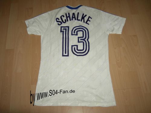 Schalke 04 1982-83 Away Kit