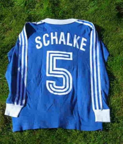 Schalke 04 1982-83 Home 2 Kit