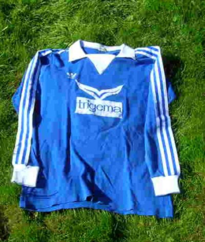Schalke 04 1982-83 Home 2 Kit