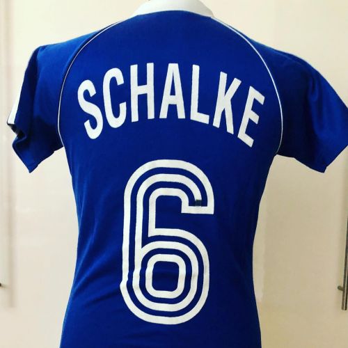 Schalke 04 1986-87 Home 2 Kit
