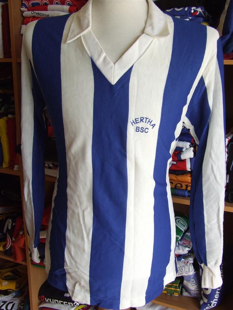 Hertha BSC 1973-74 Home Kit