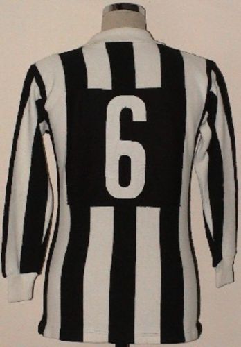 Juventus FC 1974-75 Home Kit