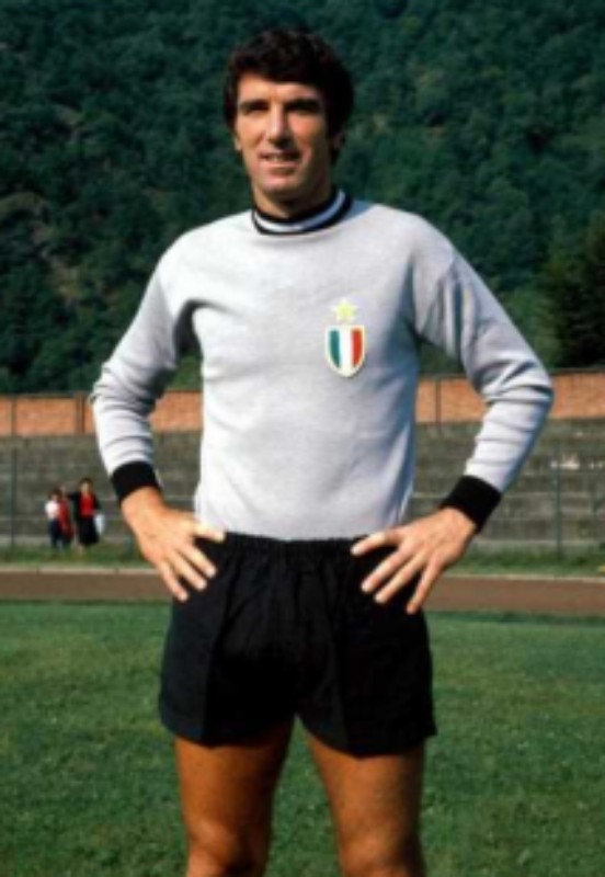 Juventus FC 1974-75 GK Kit