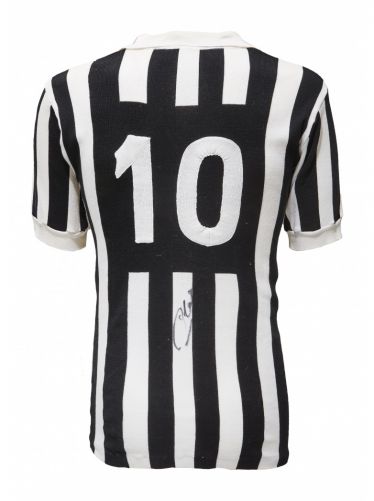 Juventus FC 1982-83 Home Kit