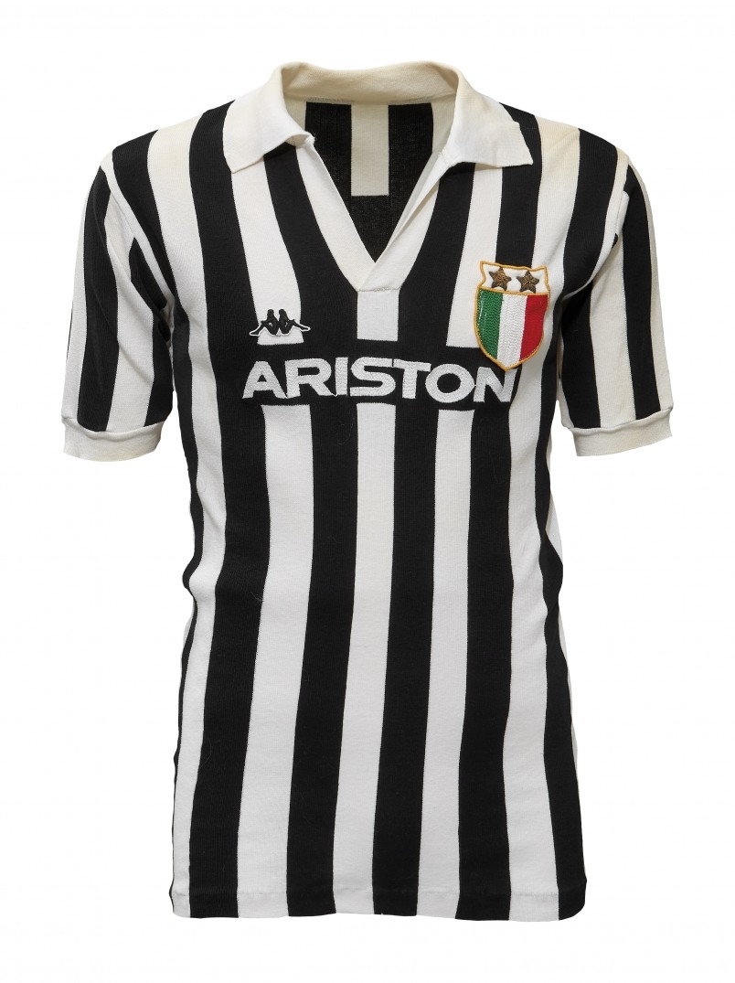 Juventus FC 1982-83 Home Kit