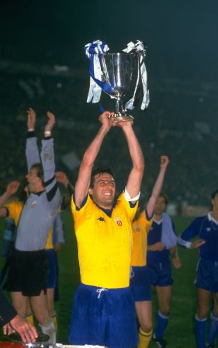 Juventus FC 1983-84 European Cup Winners' Cup Final Kit