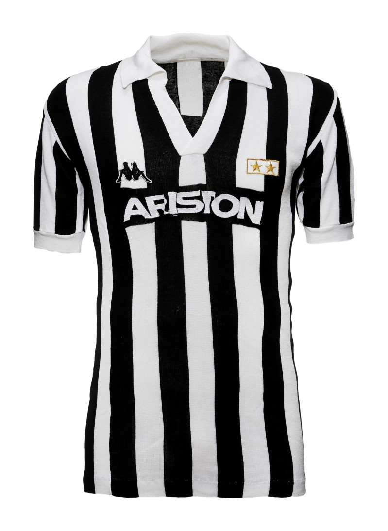 Juventus FC 1985-86 Home Kit