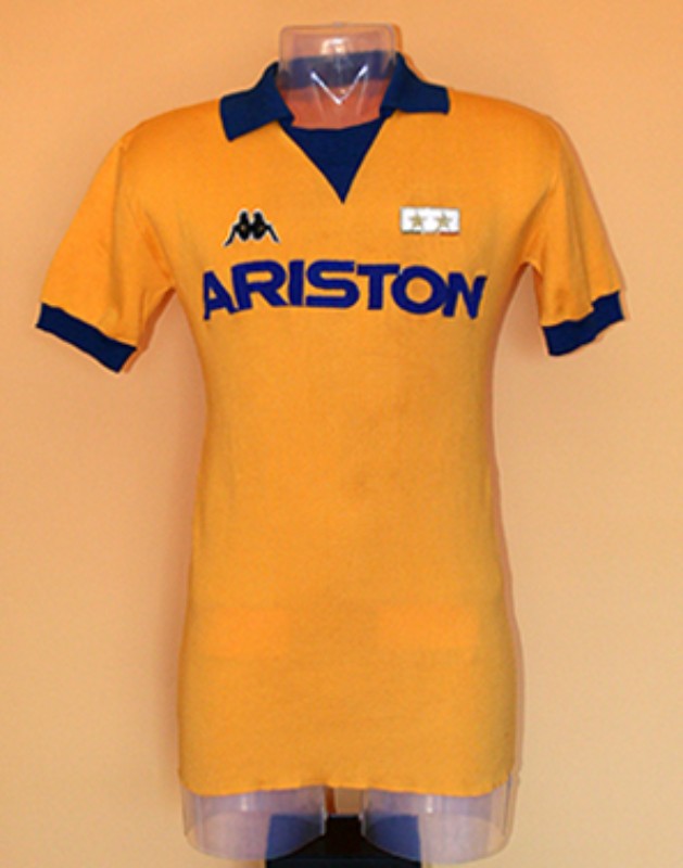 Juventus FC 1987-88 Third Kit