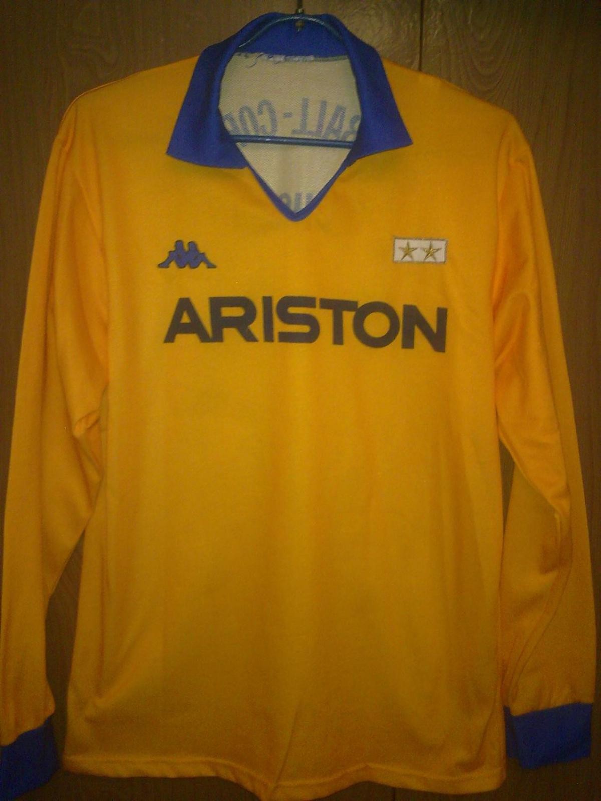 Juventus FC 1988-89 Away Kit