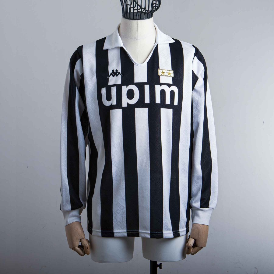 Juventus FC 1989-90 Home Kit
