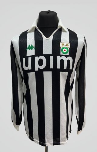 Juventus FC 1990-91 Home Kit
