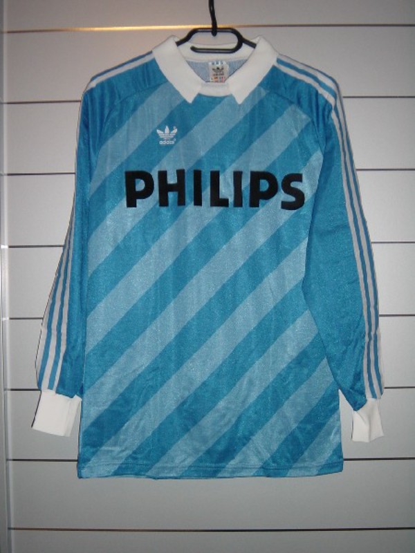PSV 1984-85 GK 1 Kit