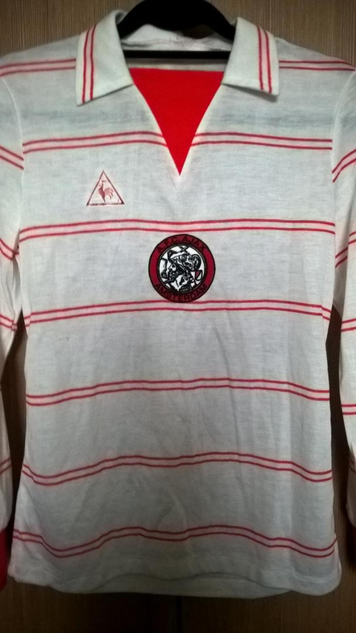 Ajax Amsterdam 1981-82 Away Kit