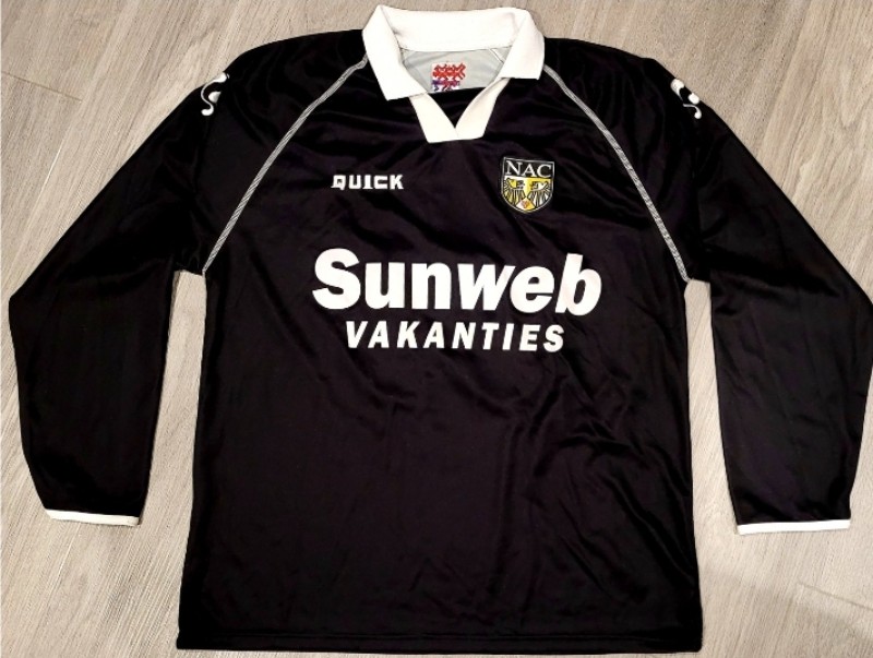 NAC Breda 2005-06 GK 1 Kit