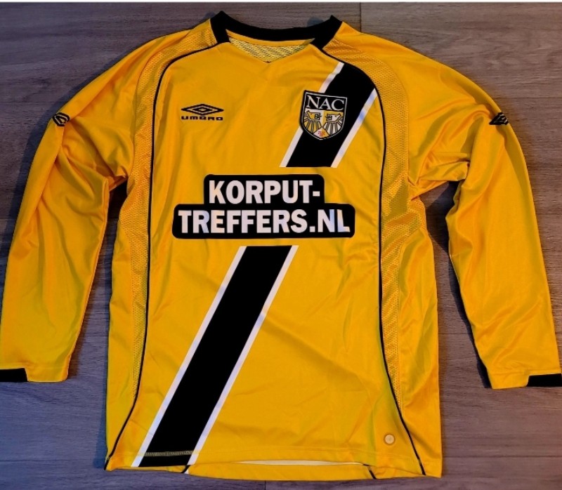 NAC Breda 2007-08 Home 2 Kit