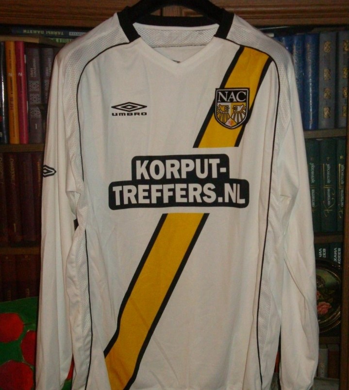 NAC Breda 2007-08 Away 2 Kit