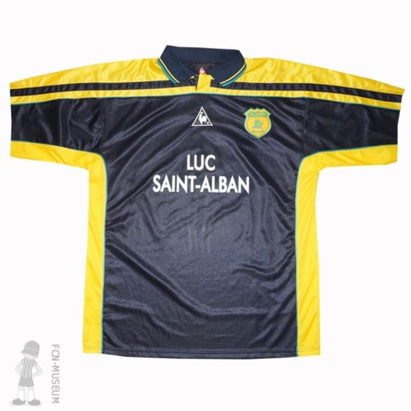 FC Nantes 2000-01 European Away Kit