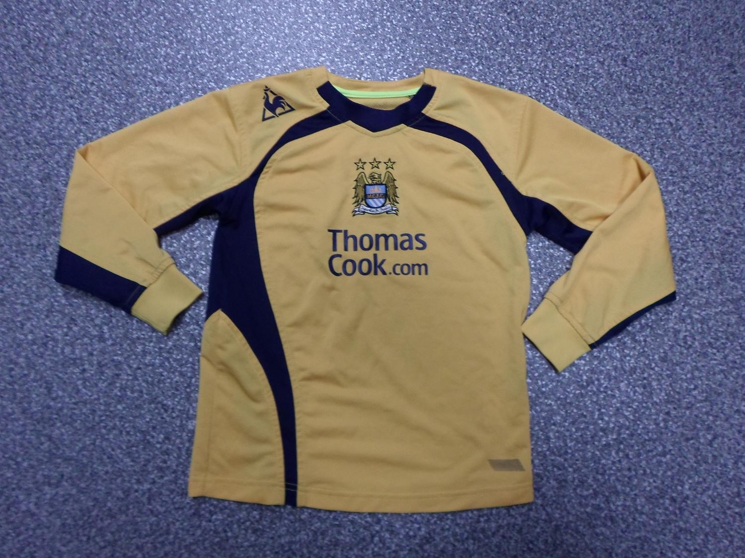 Manchester City 2008-09 GK 3 Kit