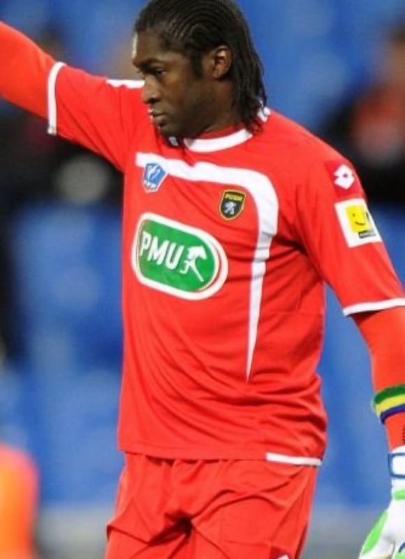 Sochaux-Montbéliard 2012-13 GK 1 Kit