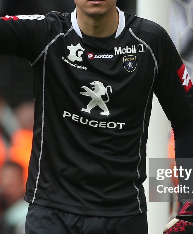 Sochaux-Montbéliard 2013-14 GK 1 Kit