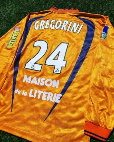 Nice 2002-03 GK 1 Kit