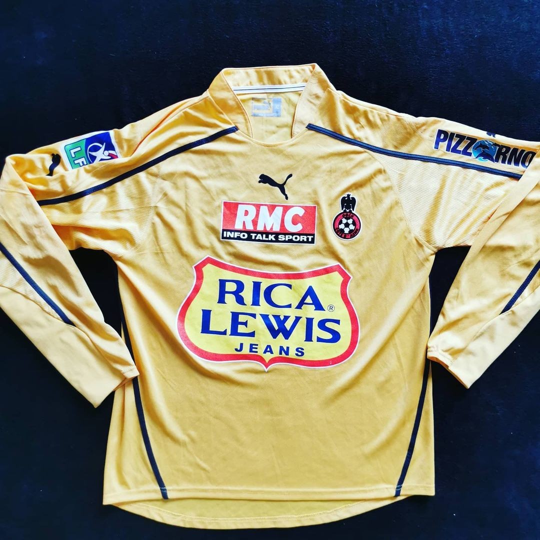 Nice 2003-04 GK 1 Kit