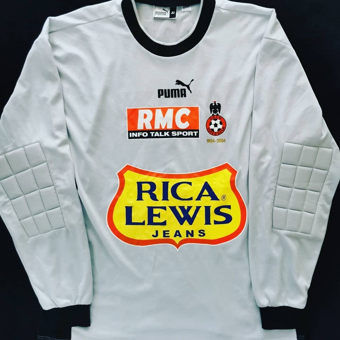 Nice 2004-05 GK 2 Kit