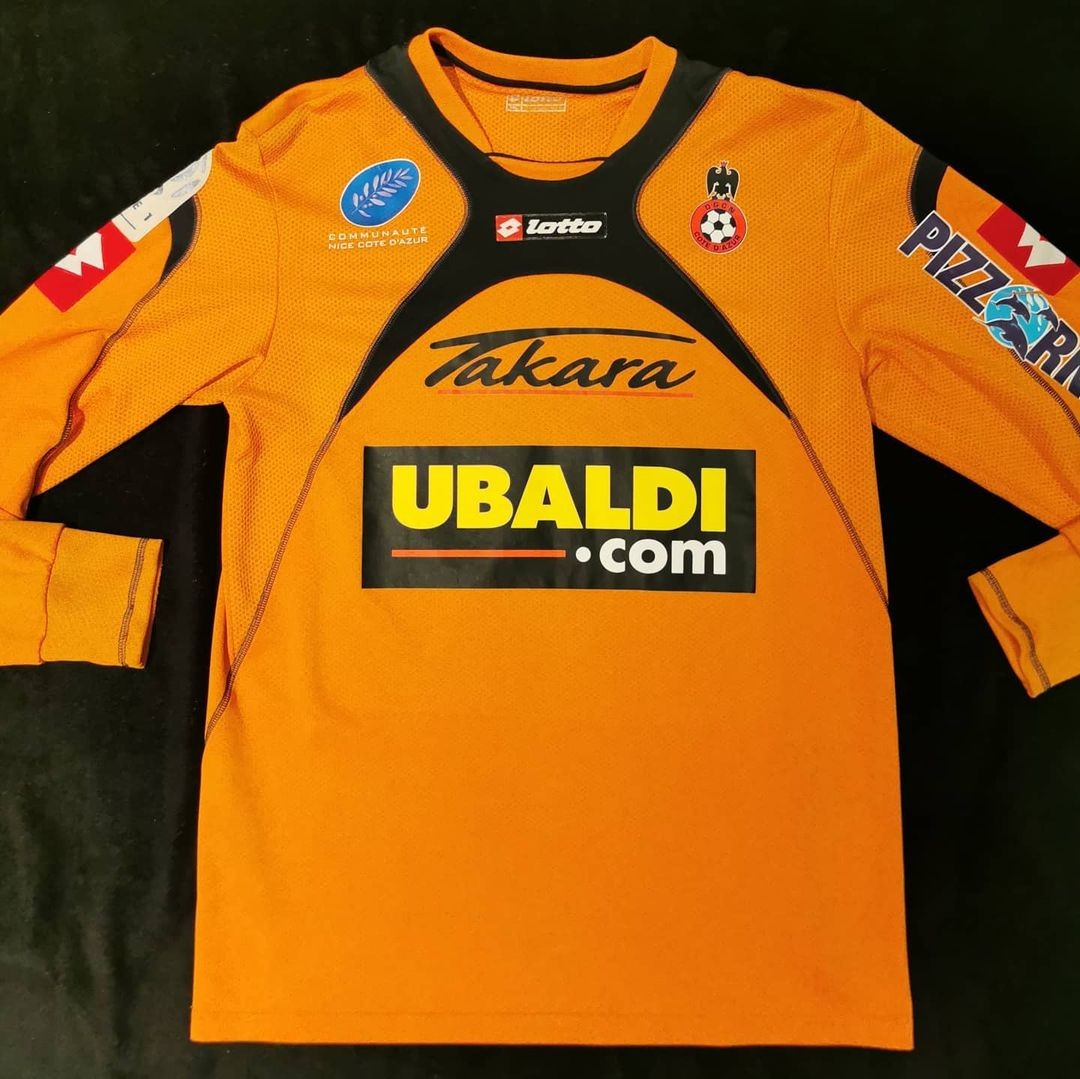 Nice 2008-09 GK 1 Kit