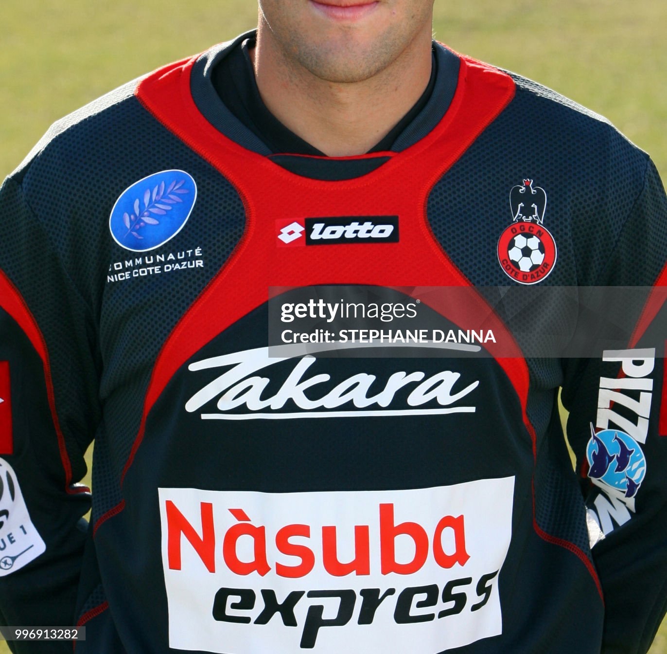 Nice 2008-09 GK 3 Kit