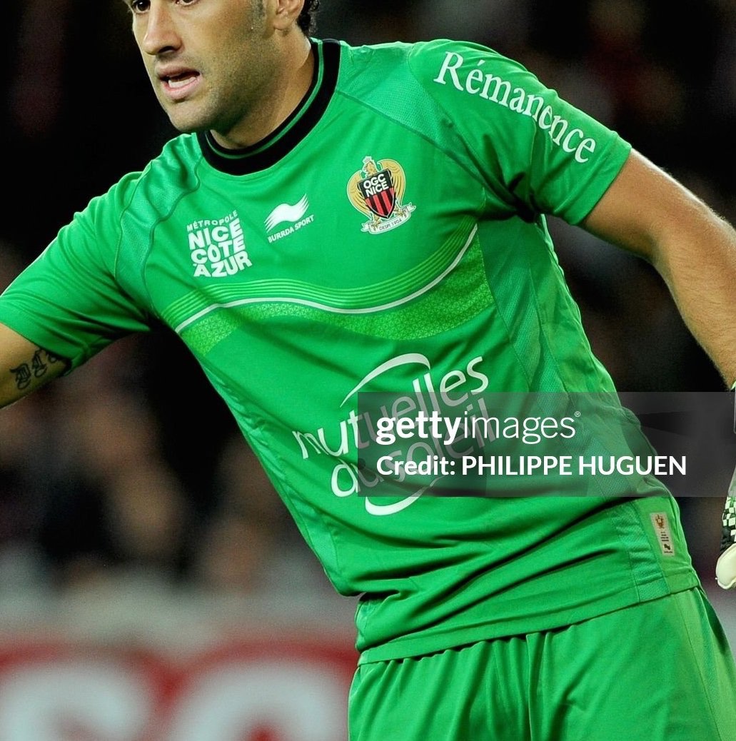 Nice 2013-14 GK 1 Kit