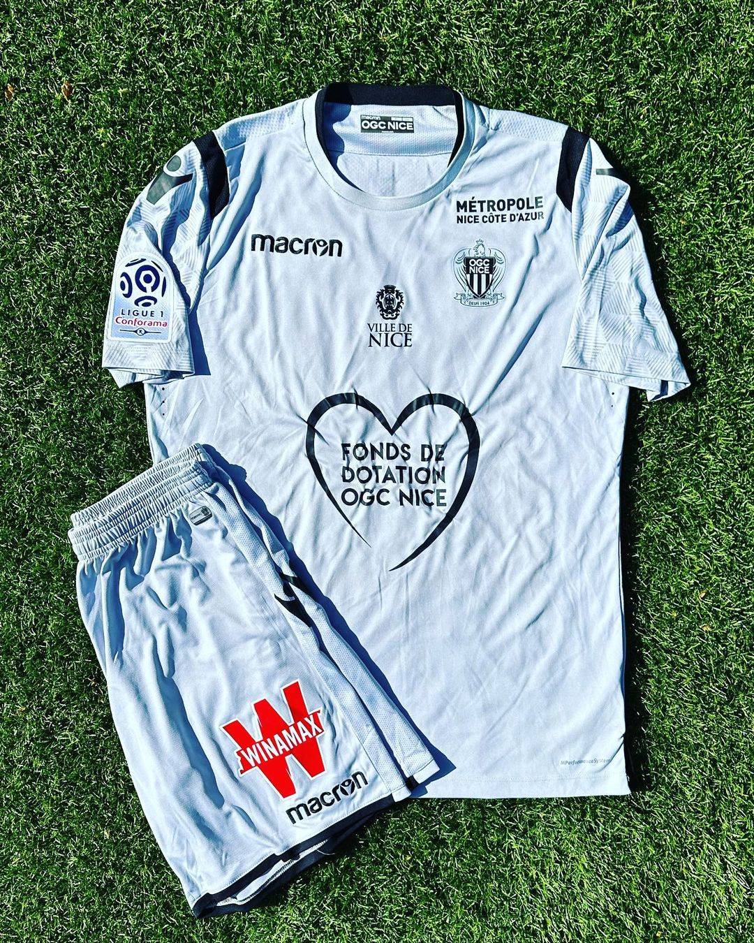 Nice 2018-19 GK 2 Kit