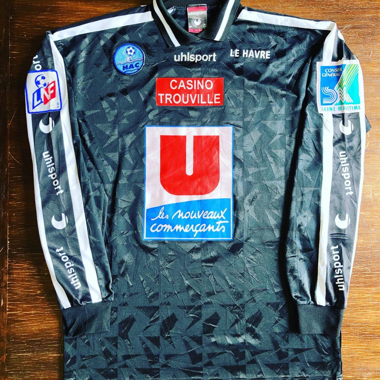 Le Havre 1999-00 GK 1 Kit