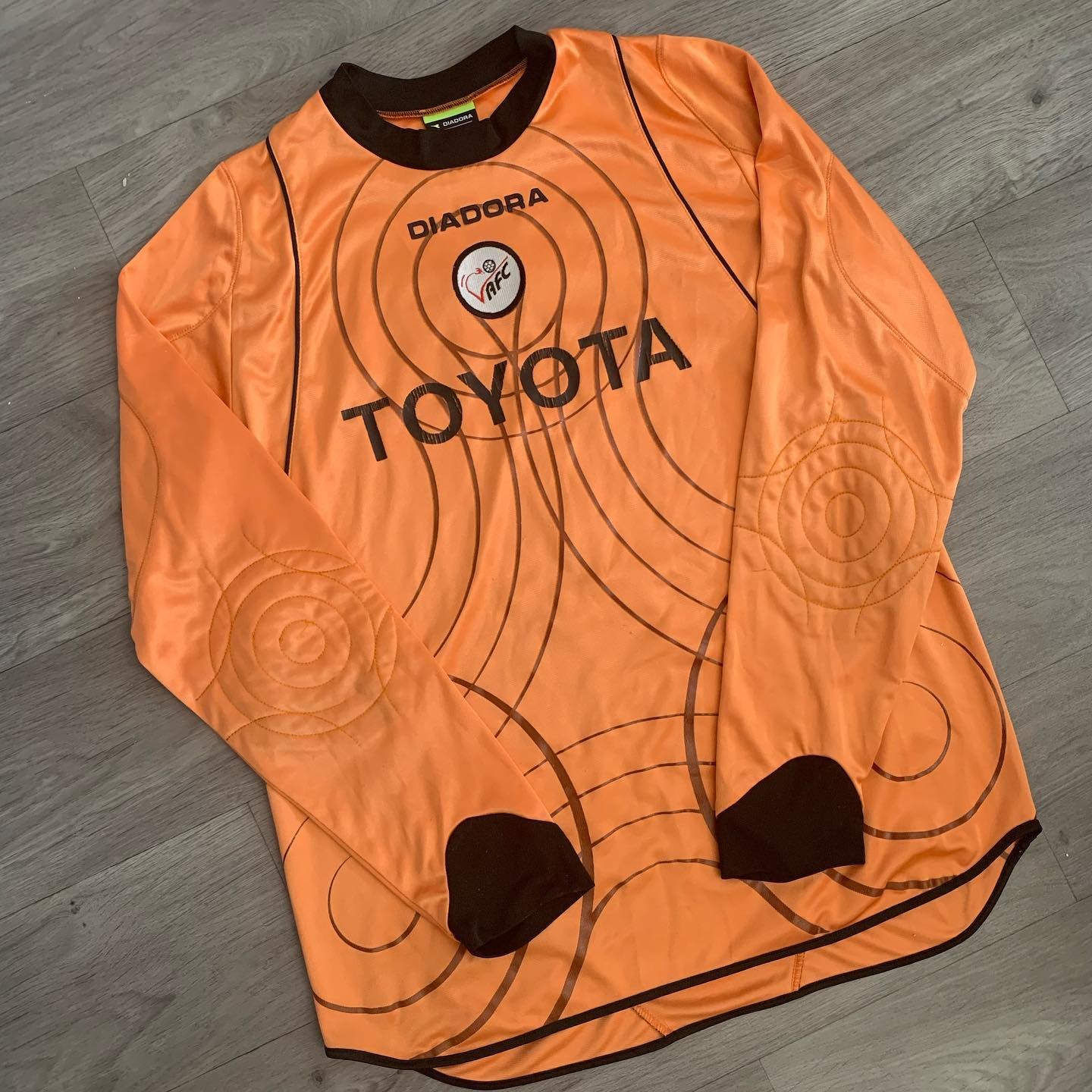 Valenciennes 2007-08 GK Kit