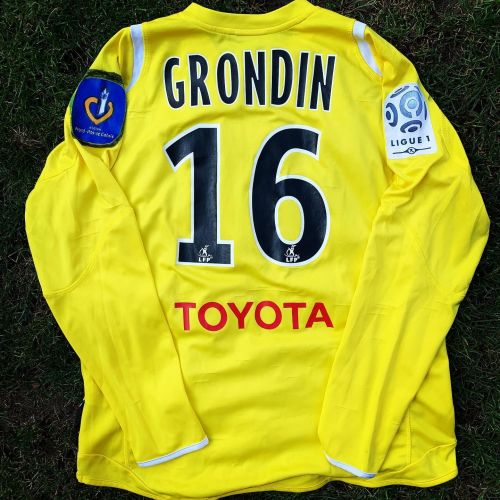 Valenciennes 2008-09 GK 2 Kit