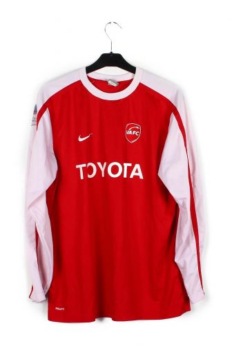 Valenciennes 2009-10 Home Kit