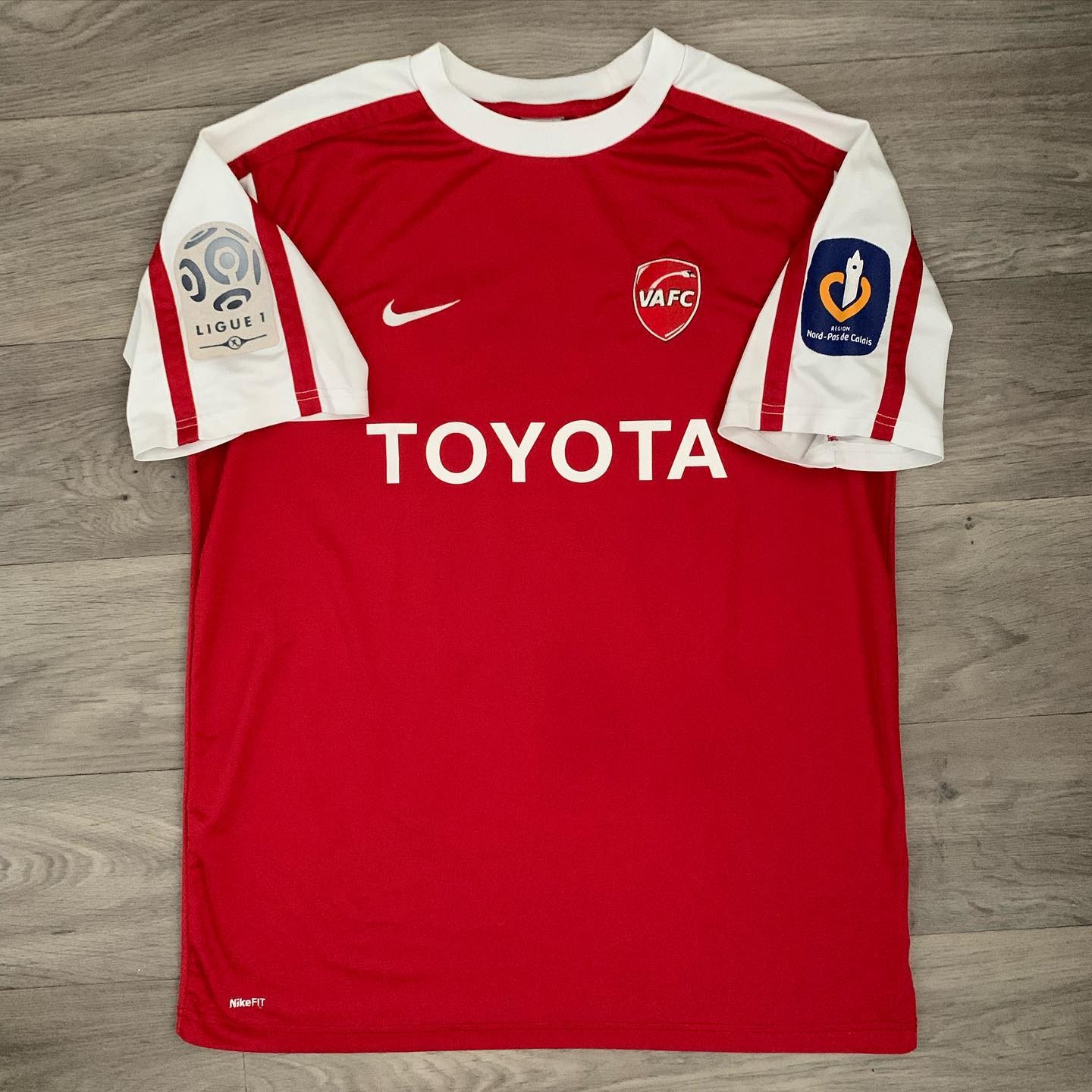 Valenciennes 2009-10 Home Kit