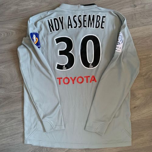 Valenciennes 2009-10 GK Kit