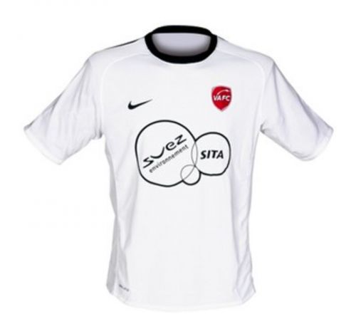 Valenciennes 2010-11 Away Kit