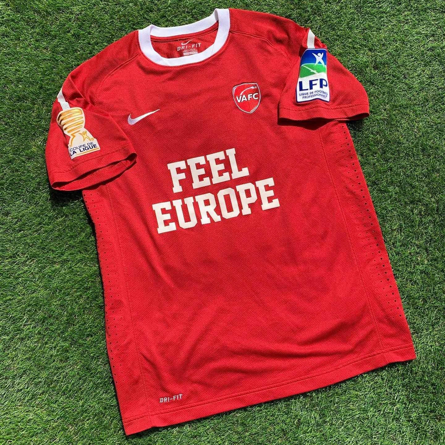 Valenciennes 2010-11 Cup Home Kit