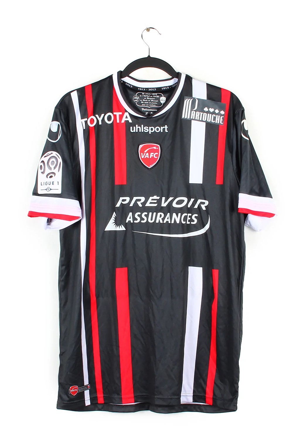 Valenciennes 2013-14 Away Kit