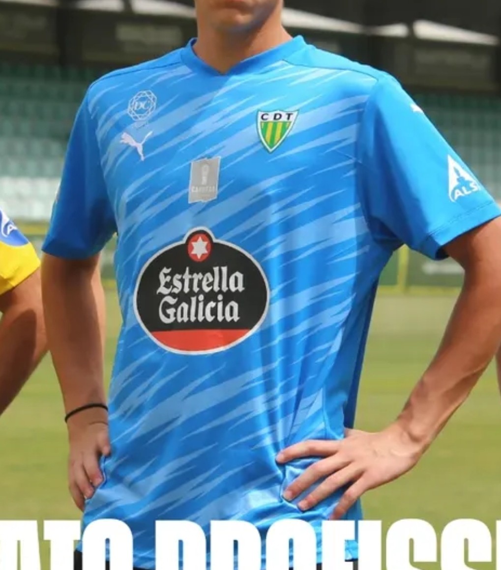 CD Tondela 2025-26 GK 2 Kit