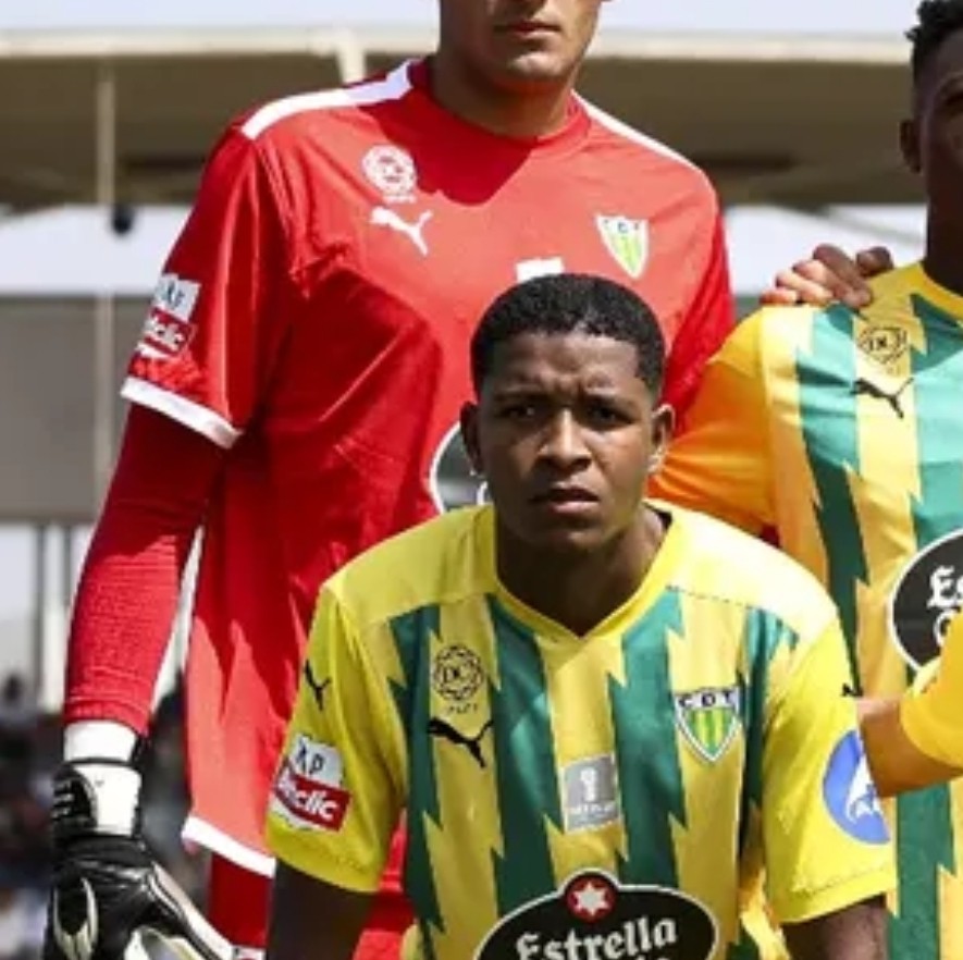 CD Tondela 2025-26 GK 3 Kit