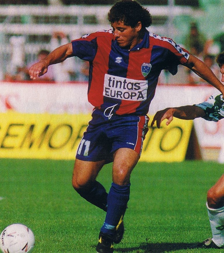 GD Chaves 1994-95 Home Kit